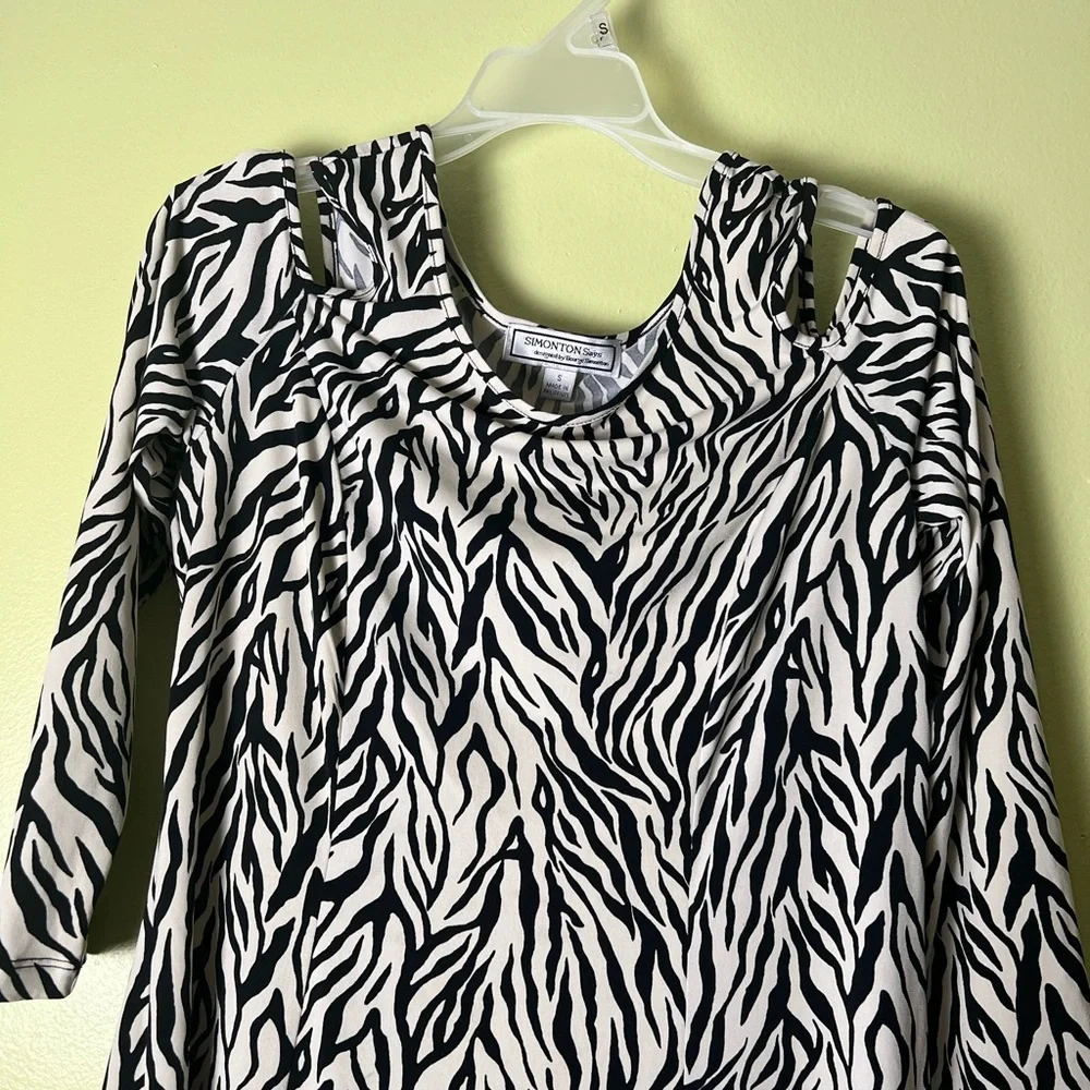 Simonton says Zebra Print Dress - Picture 7 of 7
